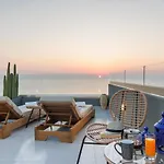 Front Hersonissos (Crete)