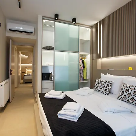 ヴィラ Front ヘルソニソス