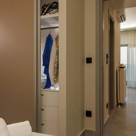 Front ヴィラ ヘルソニソス