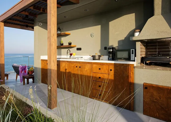 Front Villa Hersonissos (Crete)