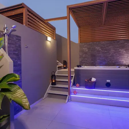 Front * Hersónissos