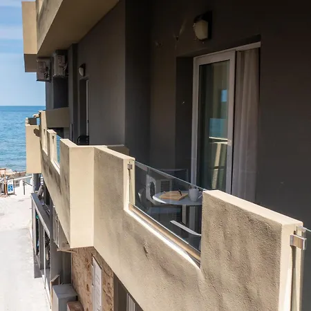 Front Apartment *